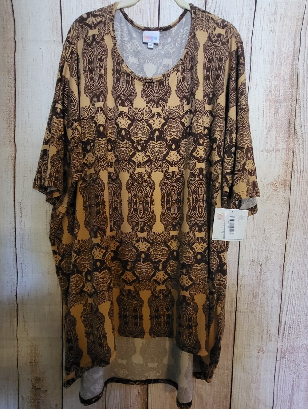 LuLaRoe Irma tshirt